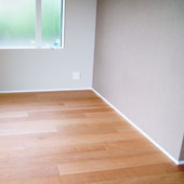 ブラックチェリー　3層フローリング(自然塗装・床暖・OPC・ワイド幅150)の施工写真